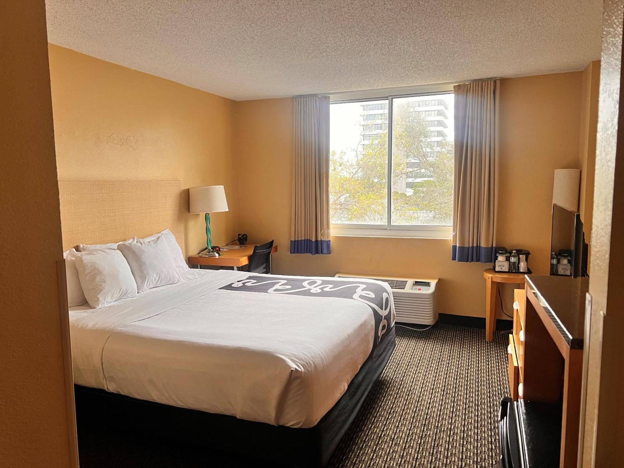 La Quinta By Wyndham West Palm Beach Airport Eksteriør bilde