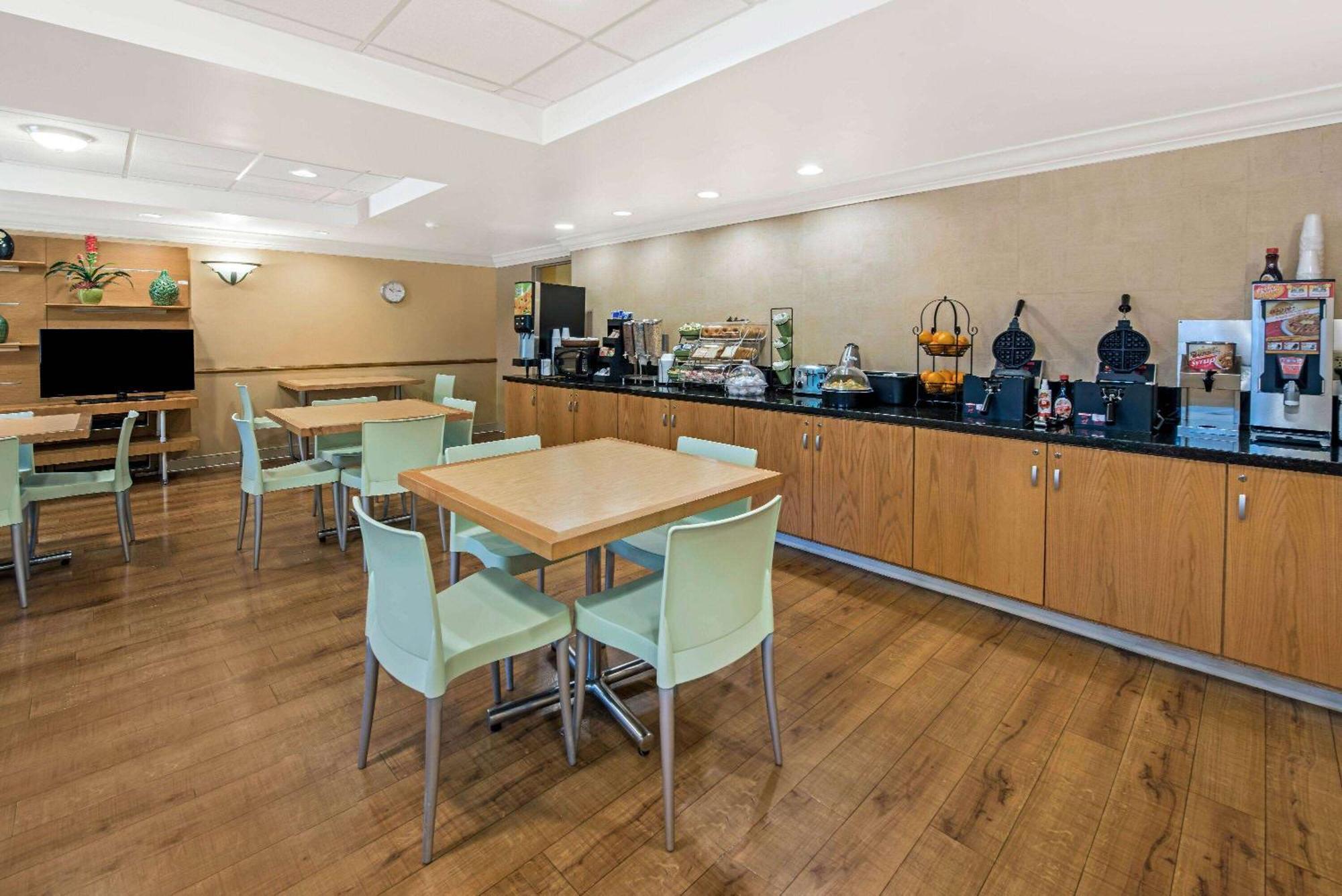 La Quinta By Wyndham West Palm Beach Airport Eksteriør bilde